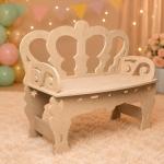 Banco Infantil Coroa MDF Para Decoração de Festas, Cenários e Ensaios Fotográficos enfeite