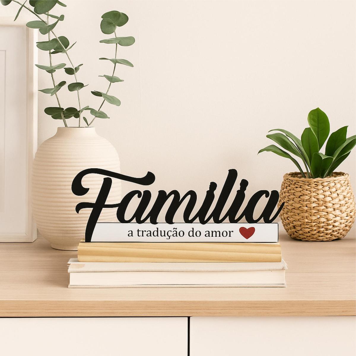 Palavra família de Mesa com Base de Madeira - Enfeite Escrita em MDF para Sala e Decoração