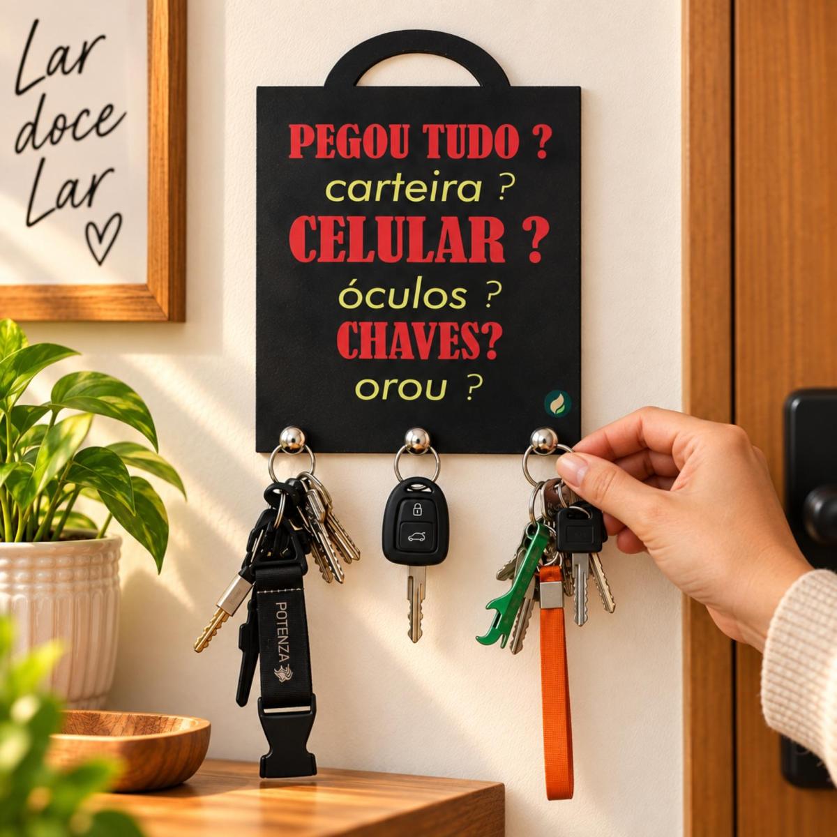 Porta Chaves de Parede MDF Decorativo com 3 Suportes Organizador para Entrada Casa 20x15 cm